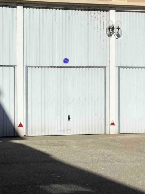 Spacieux T2 Cosy En Face De La Gare Avec Garage ! Belfort Dış mekan fotoğraf